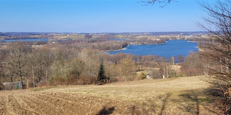 Powiększ grafikę: aplino-na-trasie-685259.jpg