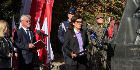 Powiększ grafikę: dni-sybiraka-17-wrzesnia-714479.jpg