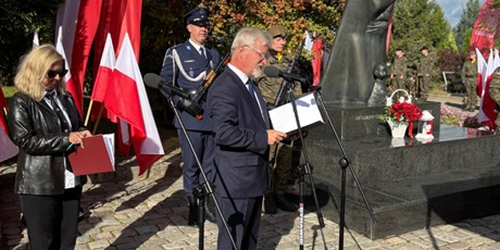 Powiększ grafikę: dni-sybiraka-17-wrzesnia-714481.jpg
