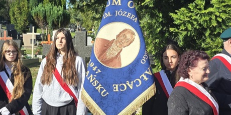 Powiększ grafikę: dzien-sybiraka-639239.jpg