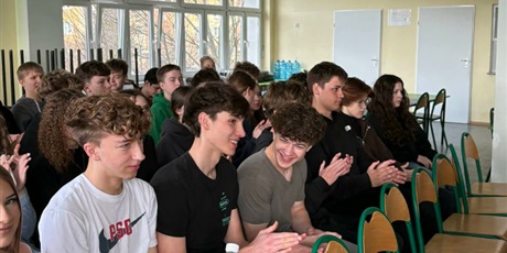 Powiększ grafikę: english-song-contest-693938.jpg