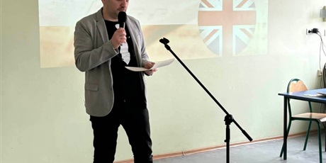 Powiększ grafikę: english-song-contest-693945.jpg