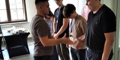 Powiększ grafikę: mistrzostwa-gdanska-w-szachach-druzynowych-mamy-srebro-652371.jpg