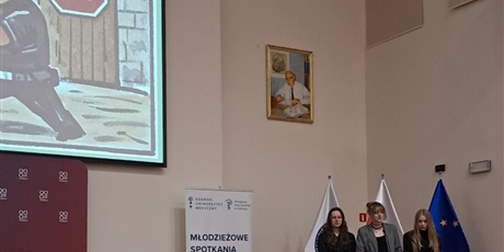 Powiększ grafikę: mlodziezowe-spotkania-z-medycyna-693924.jpg