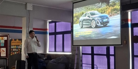 Powiększ grafikę: niemiecki-kalejdoskop-669023.jpg