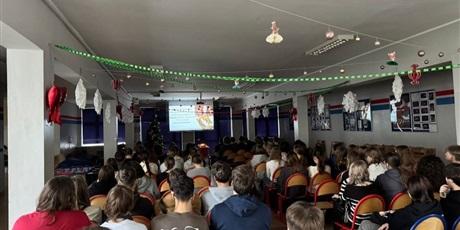 Powiększ grafikę: niemiecki-kalejdoskop-669033.jpg