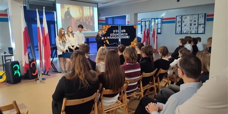 Powiększ grafikę: pamiec-ktora-trwa-652339.jpg