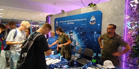 Powiększ grafikę: salon-maturzystow-w-gdansku-710836.jpg