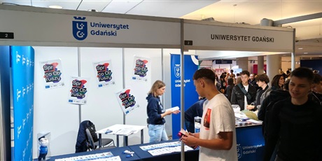 Powiększ grafikę: salon-maturzystow-w-gdansku-710840.jpg