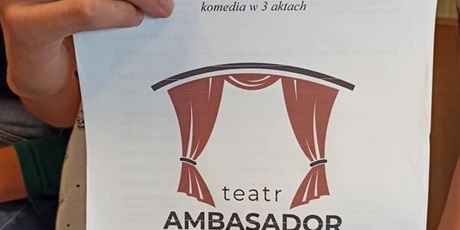 Powiększ grafikę: Teatr Ambasador działa! 